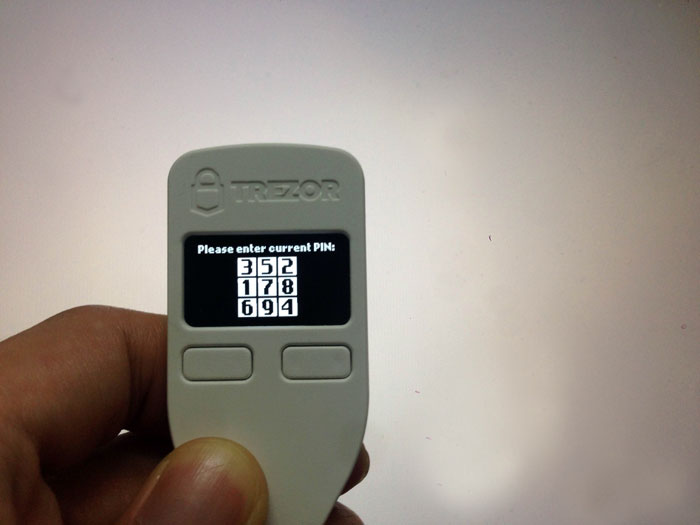 trezor-15.jpg
